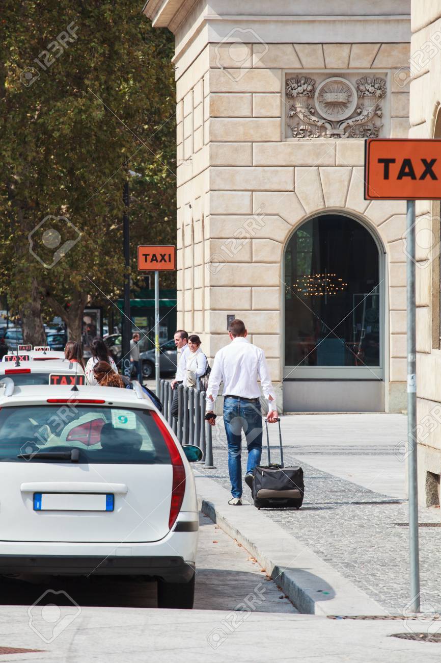 Lugar Taxi en Milan