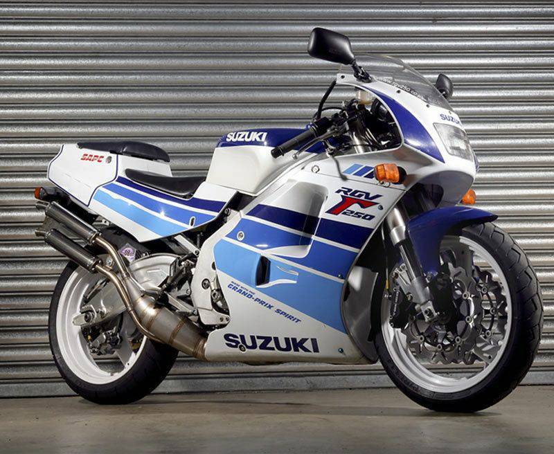 Moda Suzuki RGV250