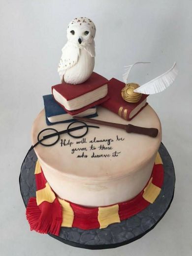 Harry Potter Thematic Cake