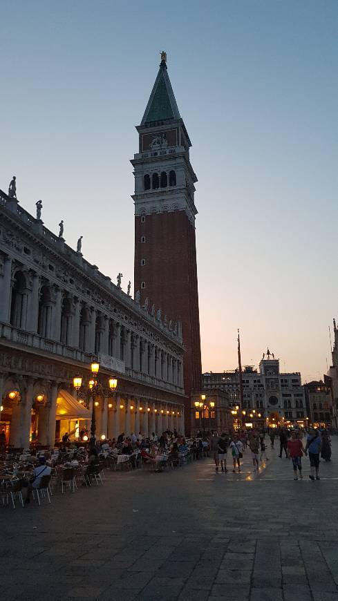 Place Piazza San Marco