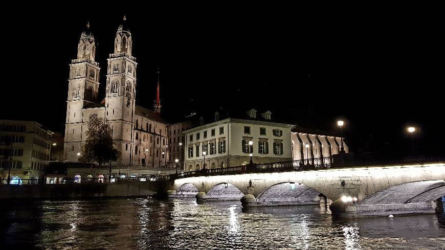 Place Grossmünster