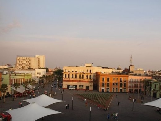 Garibaldi Plaza