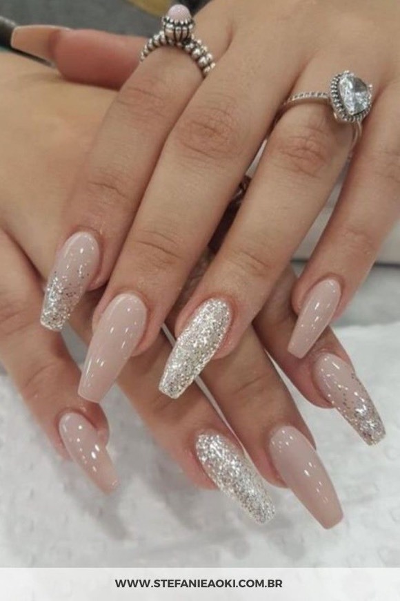 Moda Unhas com glitter