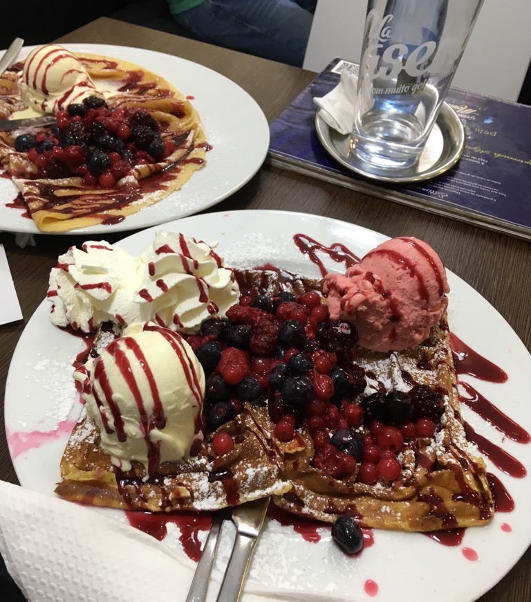 Lugar Gelataria Mona Lisa