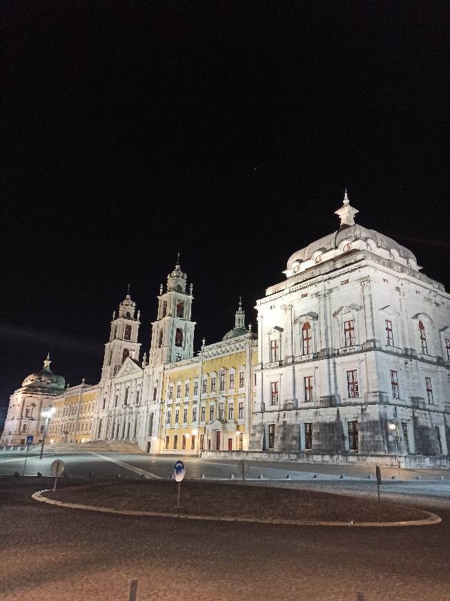 Place Mafra National Palace