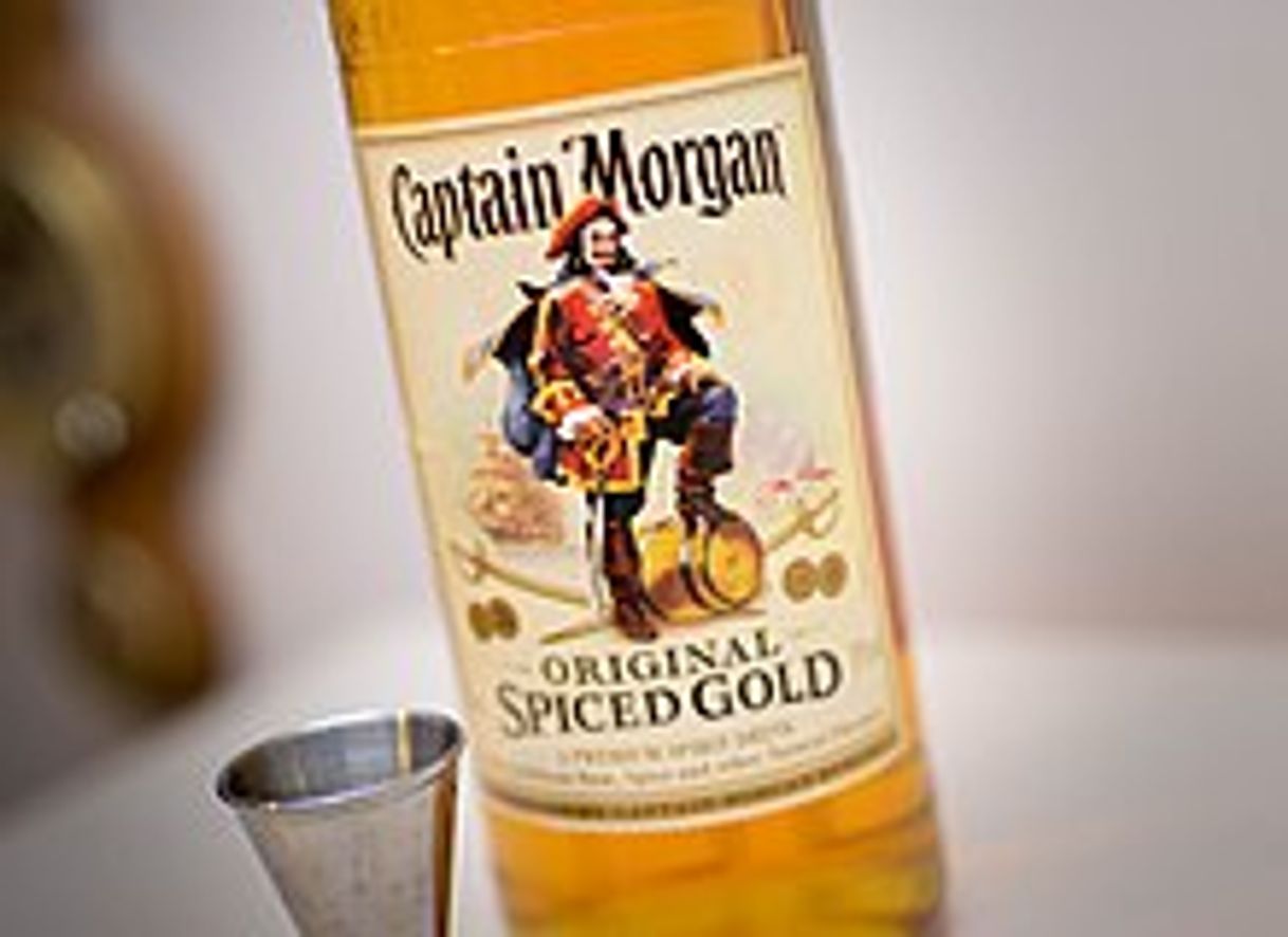 Moda History of Rum | Captain Morgan