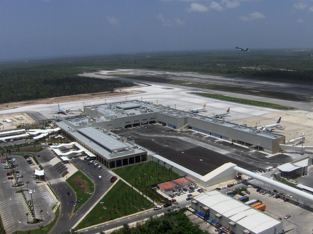 Restaurants Aeropuerto Internacional de Cancún (CUN)