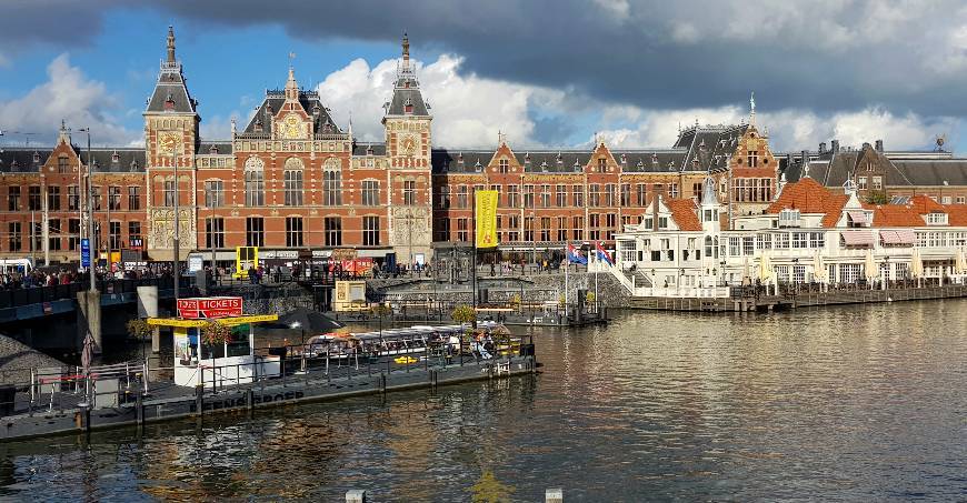 Lugar Amsterdam Centraal