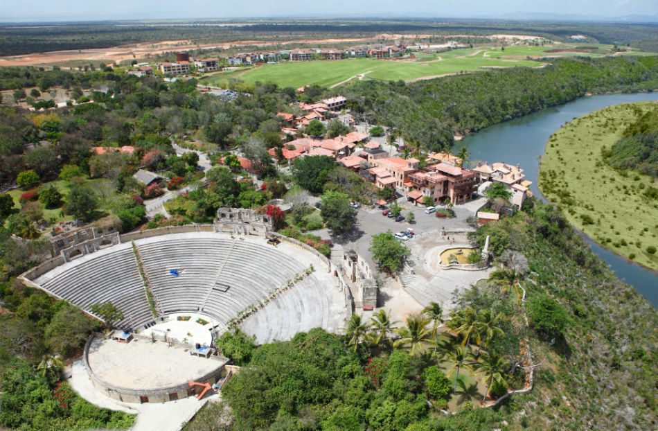 Place Altos de Chavón