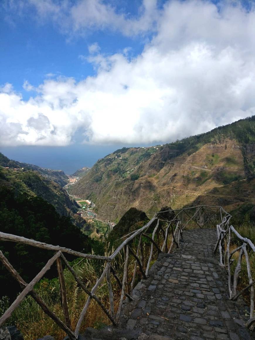 Place Miradouro do Espigão Madeira