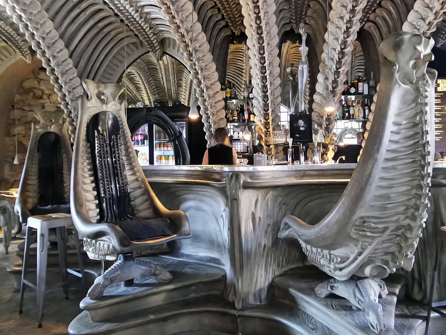 Lugar HR Giger Bar Museum