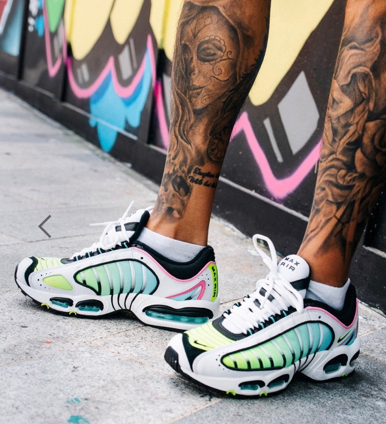 Social Colorfun trendy Nike windtrail