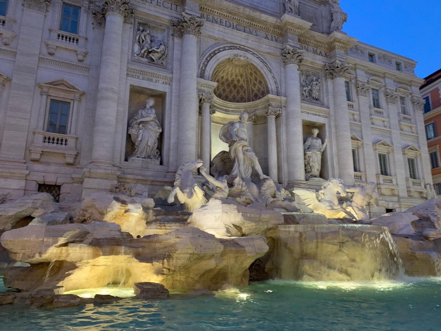 Lugar Fontana di Trevi