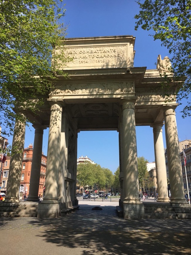 Place Monument des Combattants de la Haute-Garonne