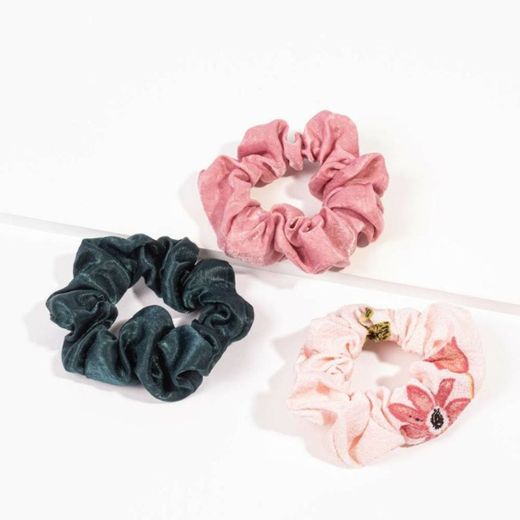 Set Scrunchies