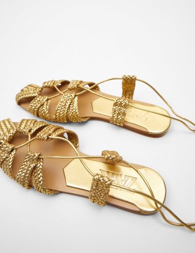 Sandálias douradas Zara 