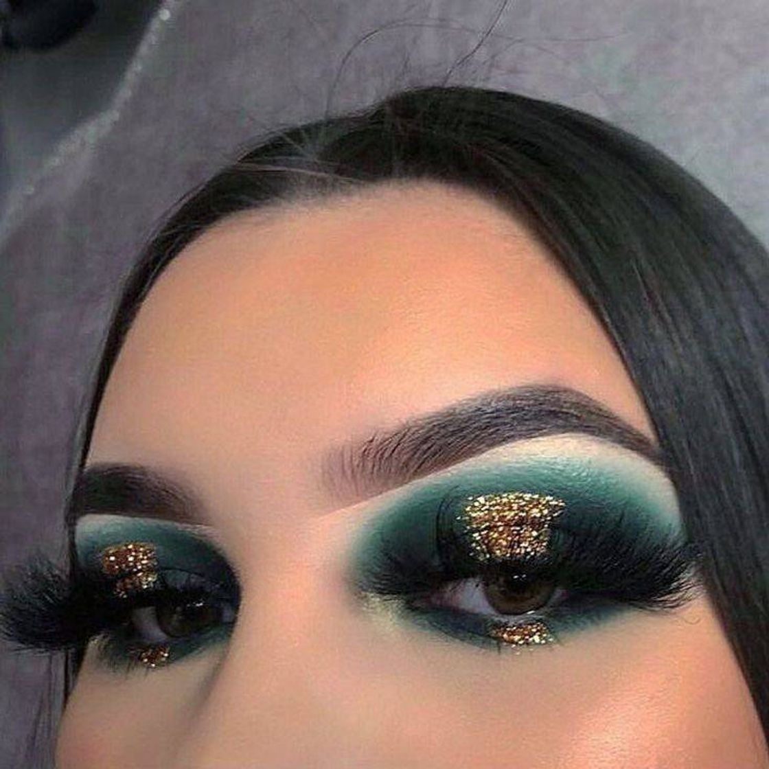 Fashion Make verde com dourado 🥰