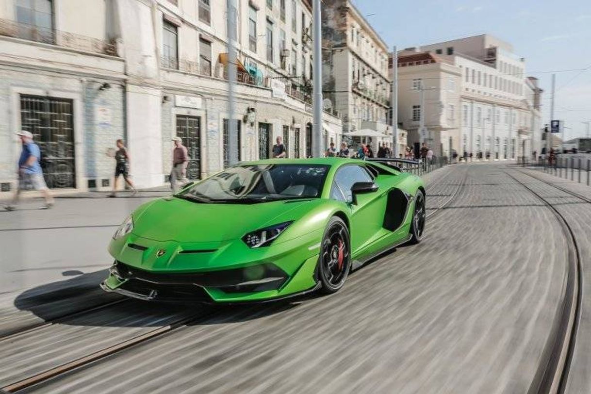 Fashion Lamborghini Aventador SVJ

