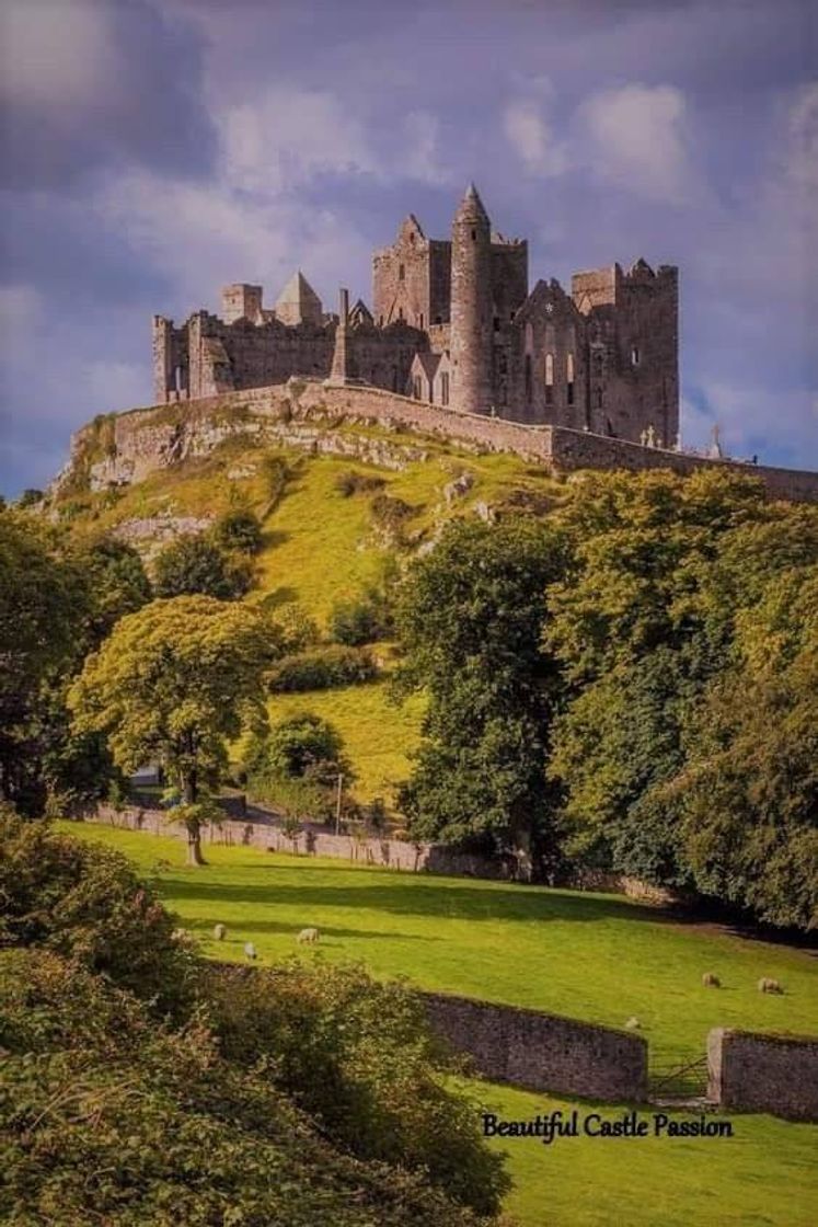 Lugar Rock of Cashel