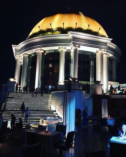 lebua at State Tower