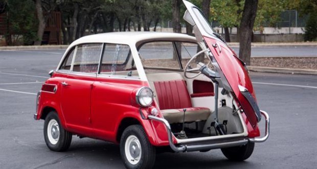 Social BMW 600