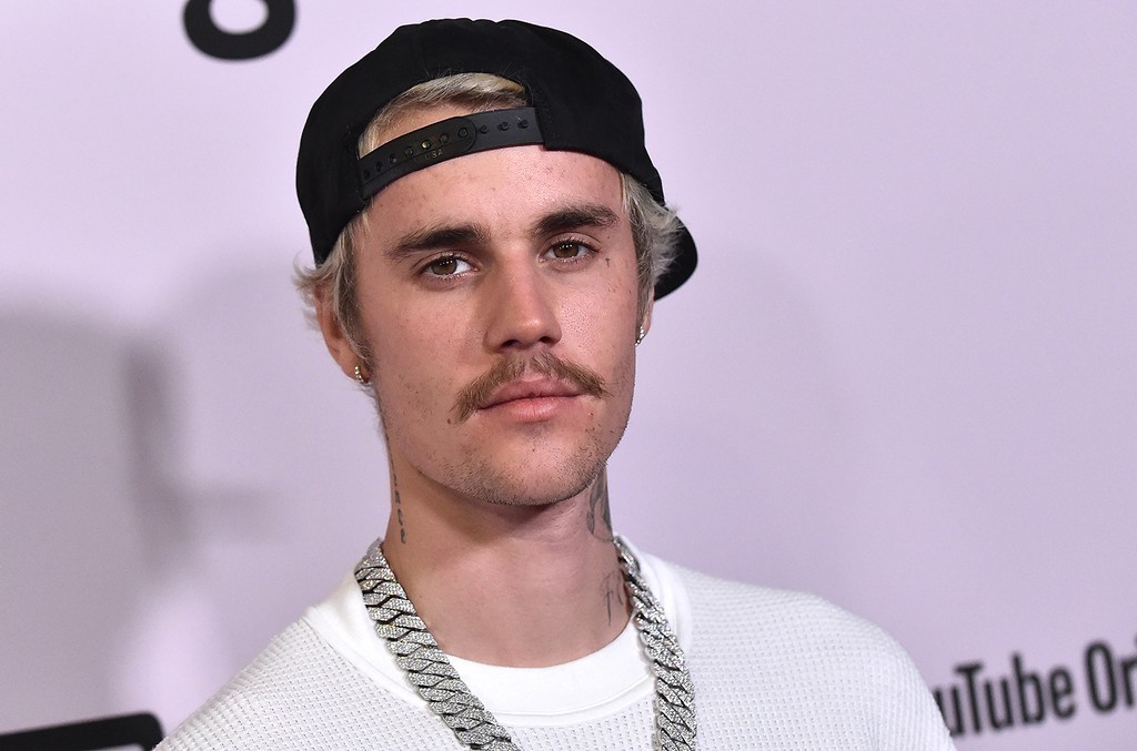 Social Justin Bieber