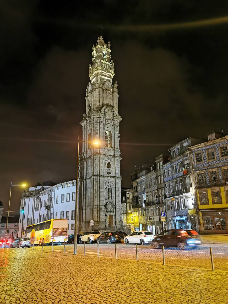 Lugar Iglesia de los Clérigos