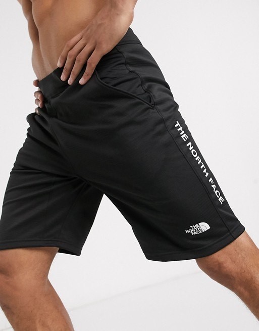 Moda The North Face shorts in black