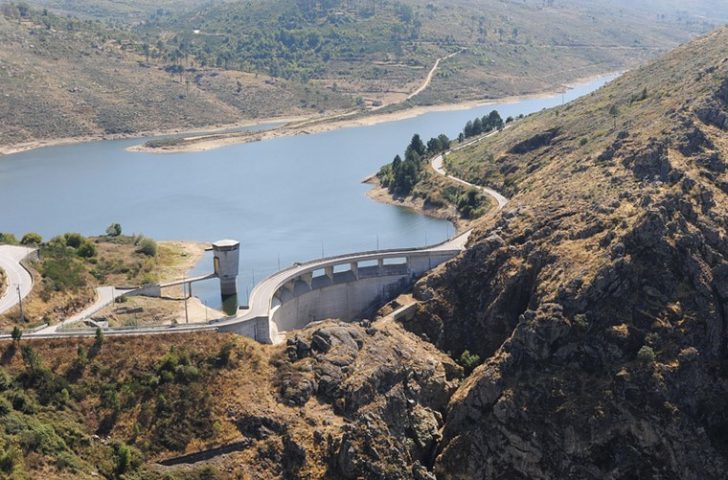 Place barragem do Caldeirão