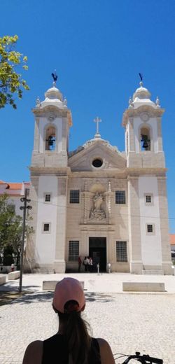 Capela da Vista Alegre ou Capela de Nossa Senhora da Penha de França e o túmulo de Dom Manuel de Moura Manuel