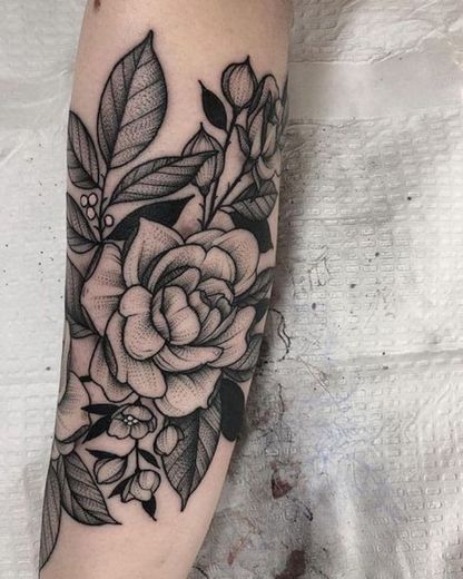 Tatuagens Florais nos braços