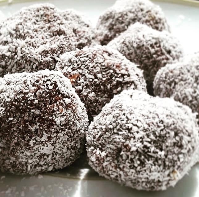 Product Brigadeiros vegan e sem açúcar