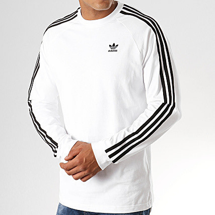 Social Adidas