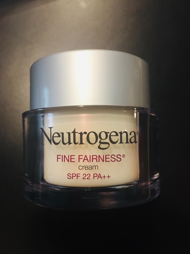 Fashion Neutrogena Fine Fairness Cream, SPF 20 PA+, 50g: Amazon.in ...