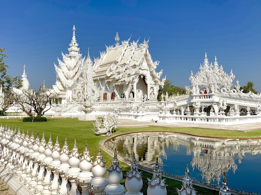 Lugar The White Temple