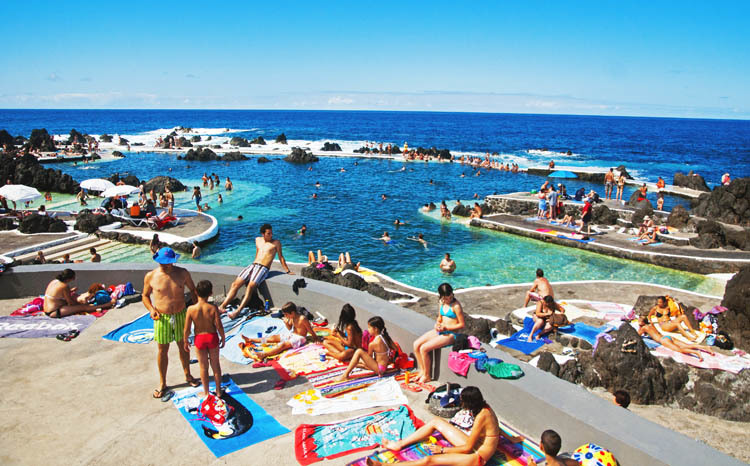 Place Porto Moniz