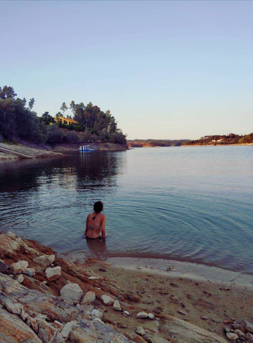 Lugar Praia Fluvial de Alverangel