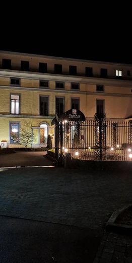 Hôtel Castel de Pont-à-Lesse