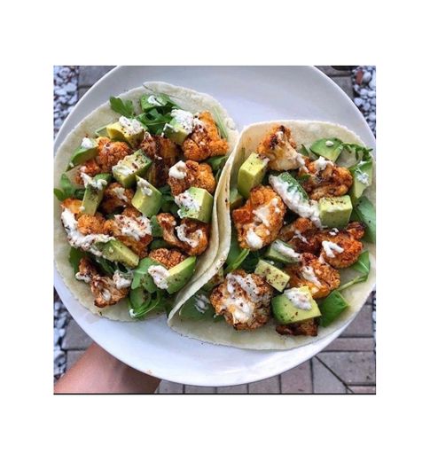 Tacos de pollo y aguacate 