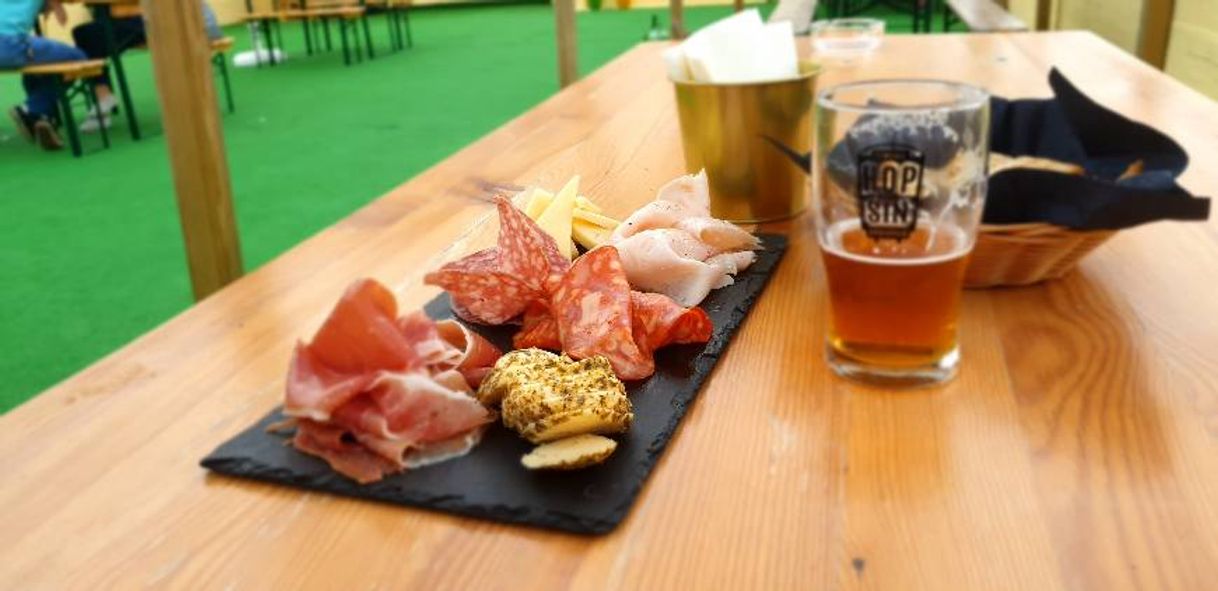 Place HopSin BrewPub