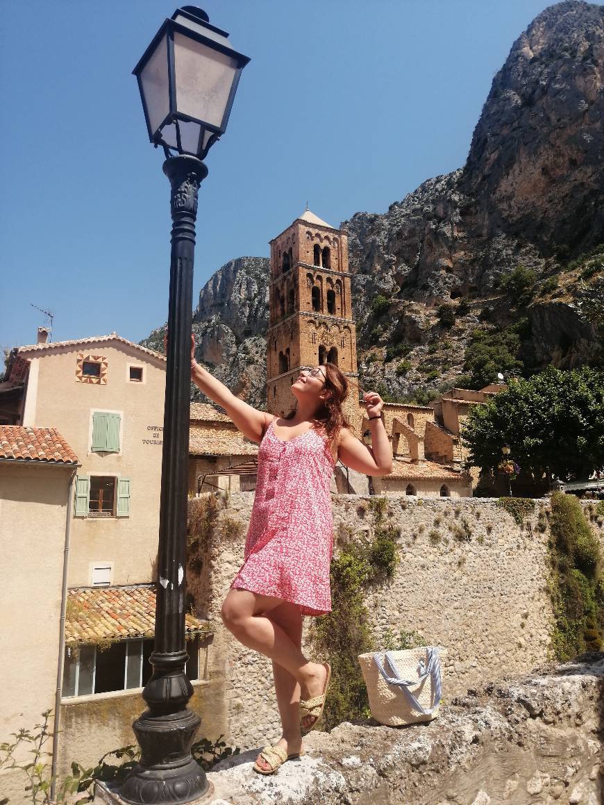 Place Moustiers-Sainte-Marie