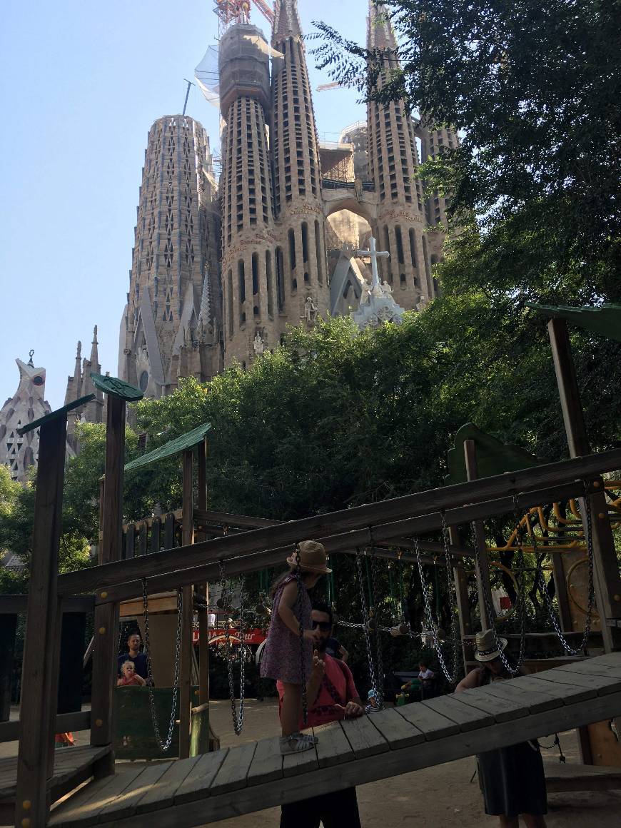 Lugar Sagrada Familia