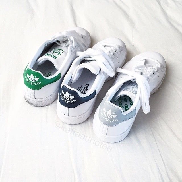 Social Stan smith