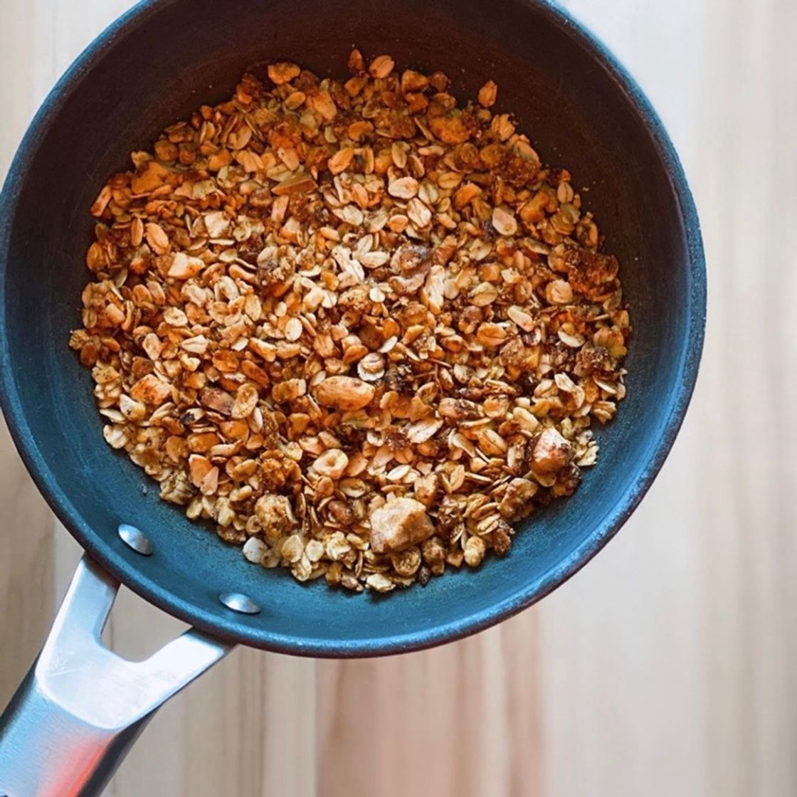 Social Granola na Frigideira