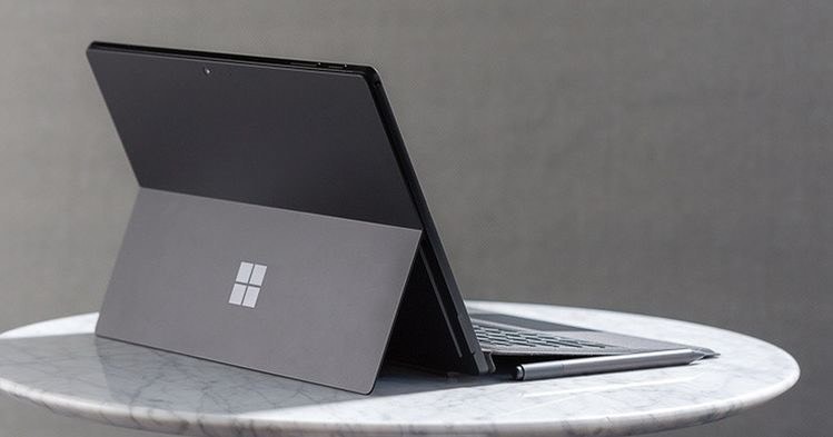 Social Microsoft Surface Pro 7 - Ordenador portátil 2 en 1 de 12.3"