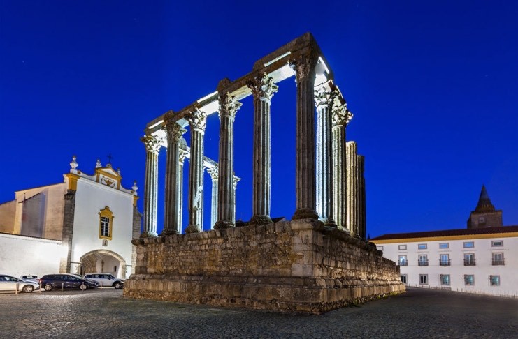 Place Évora