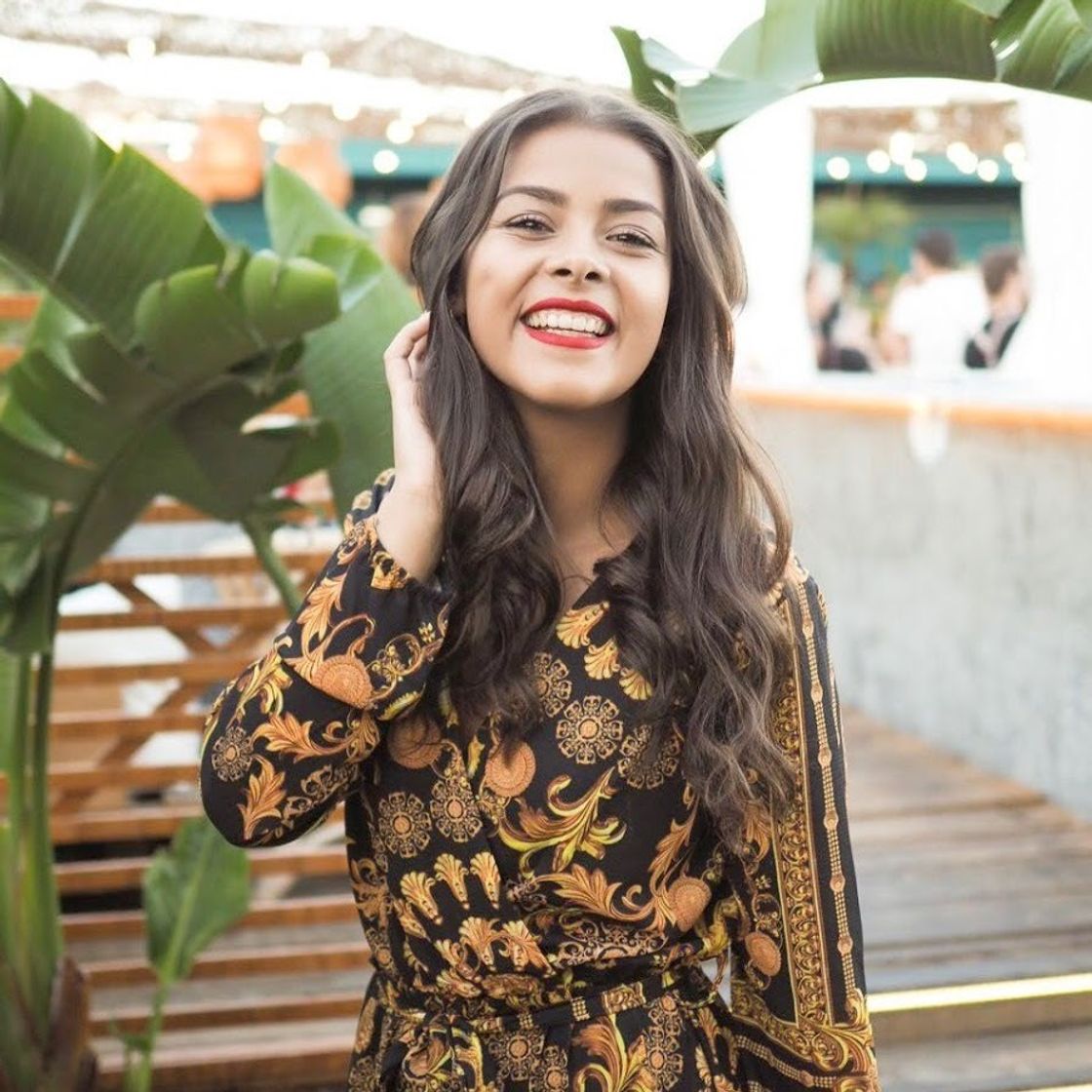 Social Cláudia Dias - YouTube