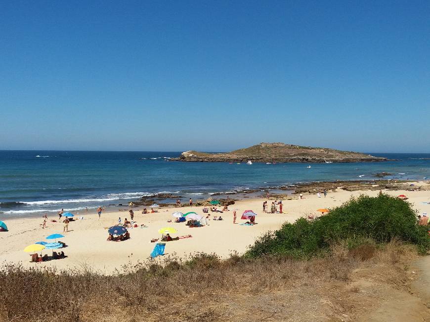 Place Praia da Ilha do Pessegueiro