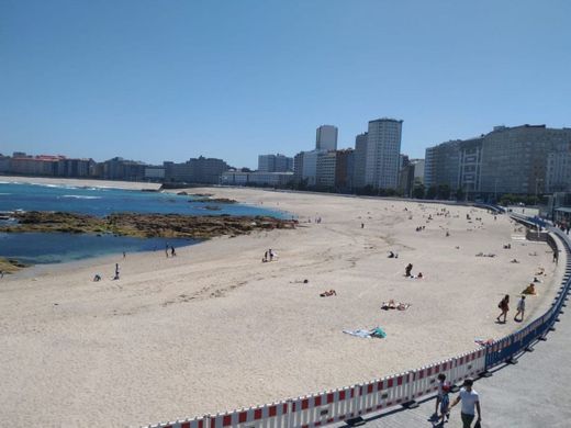 Playa de Riazor (La Coruña)