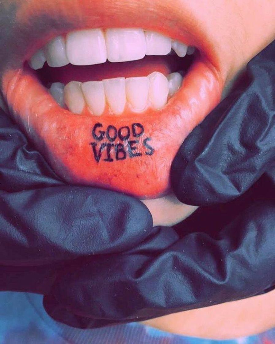 Fashion Tatuagem good vibes